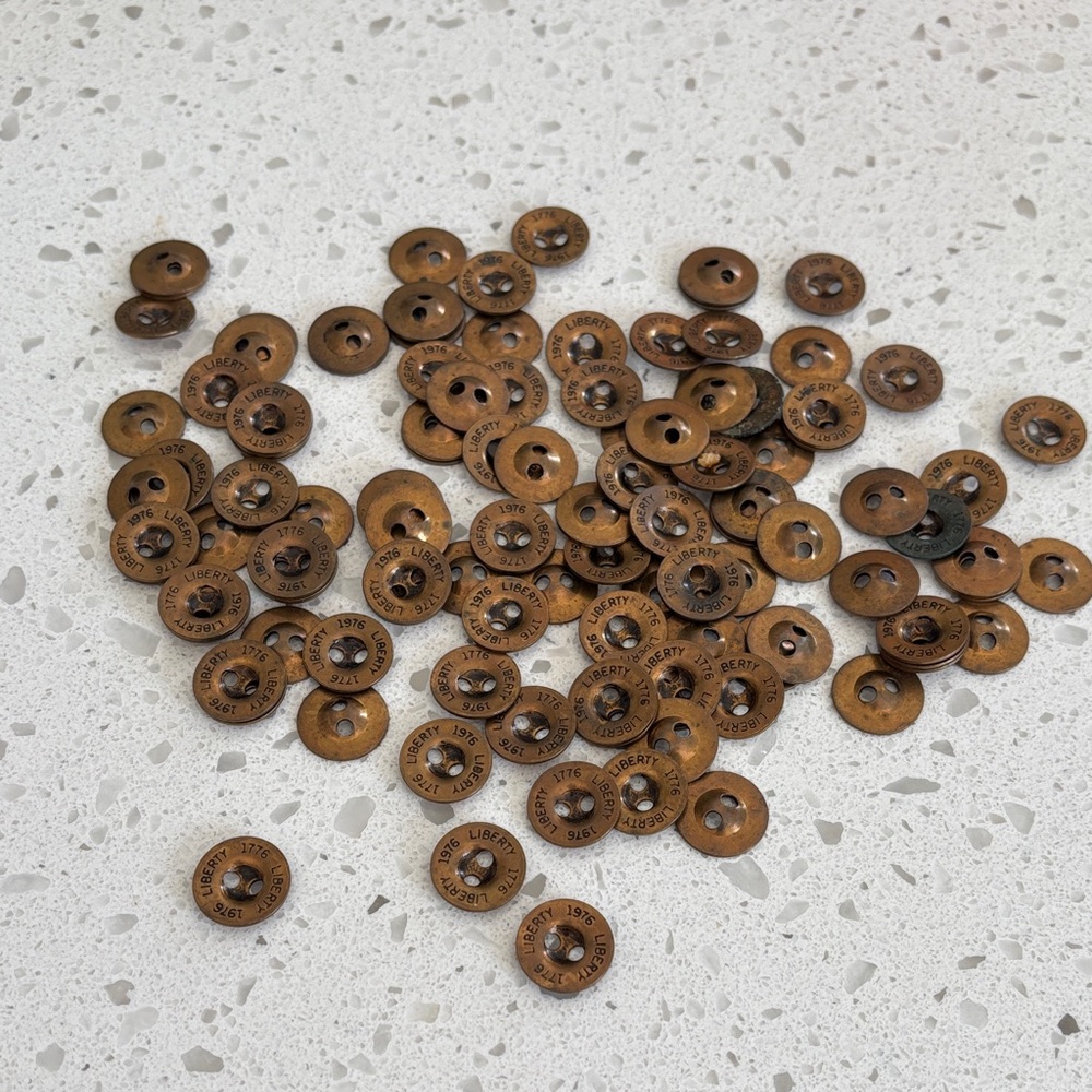 Vintage 70's metal Liberty 1776-1976 buttons. 112 in total.
